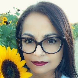 Meet your Posher, Nilda